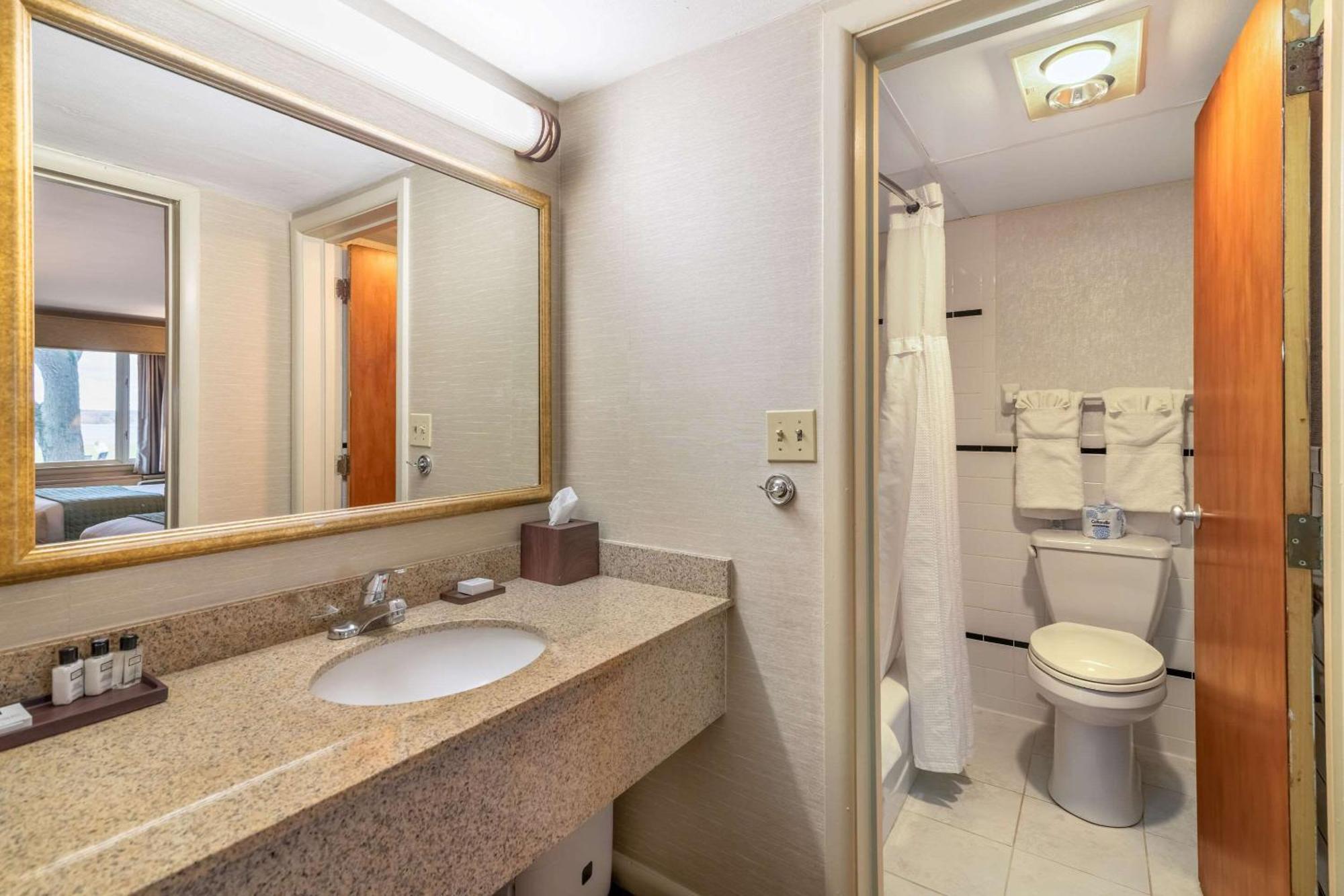 The Inn At Gran View Ogdensburg, Ascend Hotel Collection Eksteriør bilde